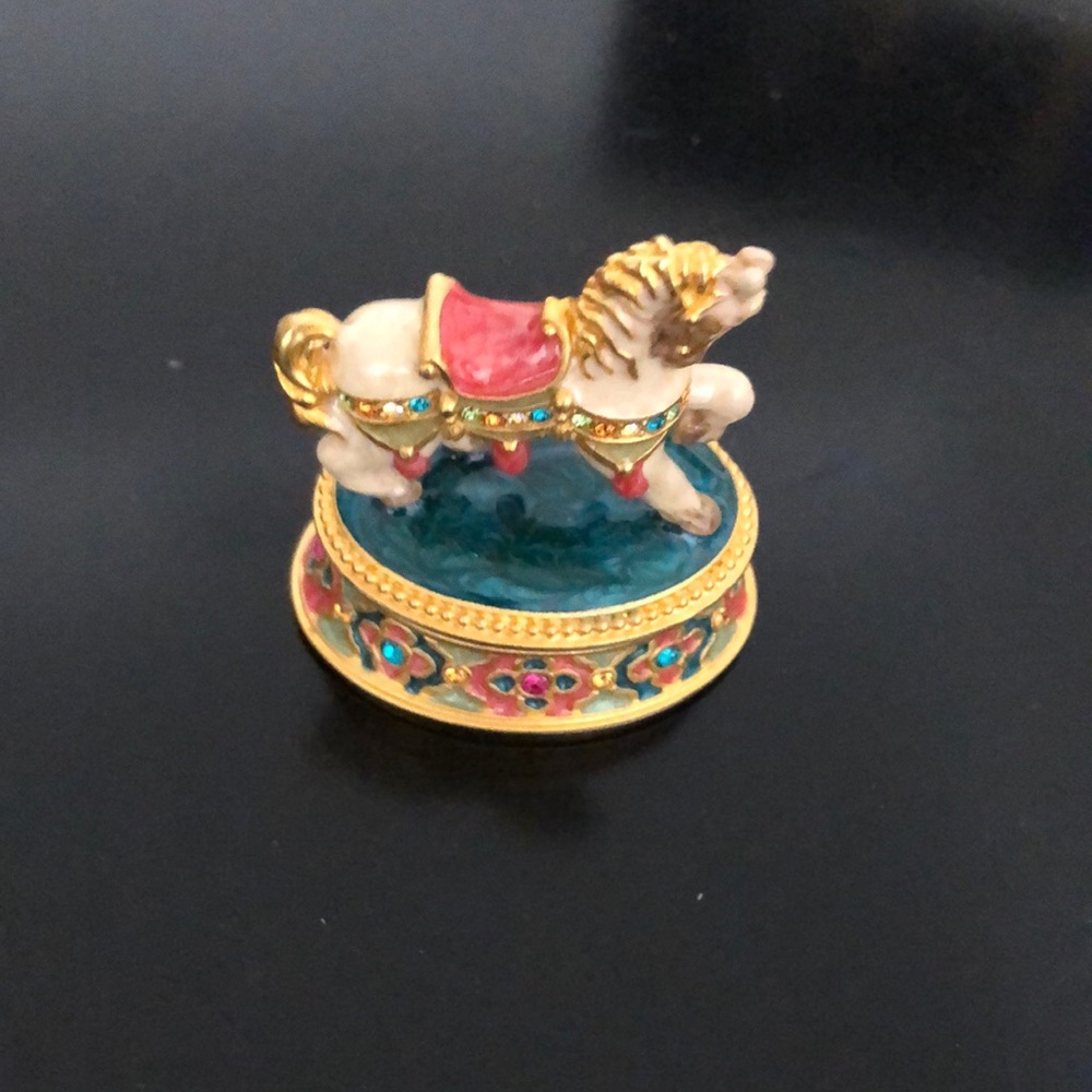 Estee Lauder Carousel Horse Compact- Gold, Red, Blue